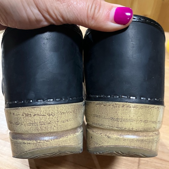 Dansko Black Professional Clogs - Picture 7 of 8